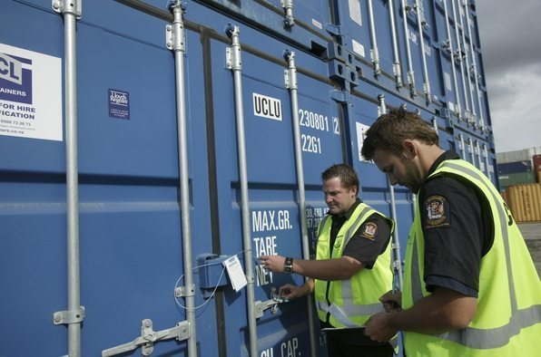 CHE COS’È IL REATO DI CONTRABBANDO?